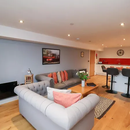 Olton Hall Engine Shed *