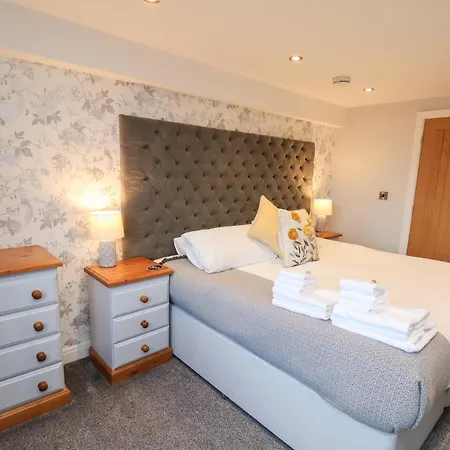 Olton Hall Engine Shed *